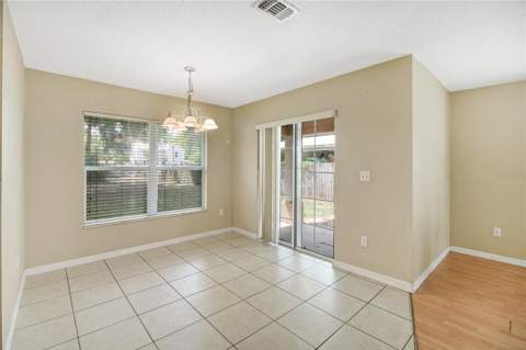 305 W Fountain Street, Fruitland Park FL - photo 14 of 38
