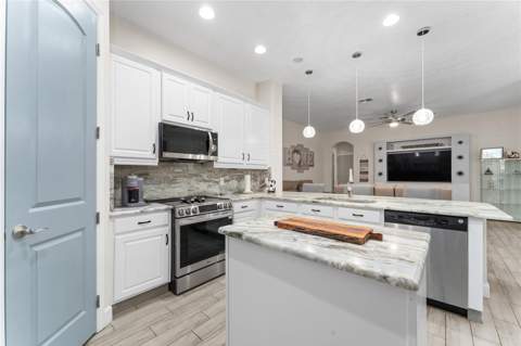 2770 Swoop Circle, Kissimmee FL - photo 8 of 39