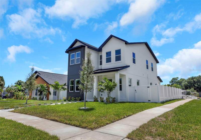 4 bedroom Single Family Residence at 617 Folsom Street, Pasadena Park, St Petersburg — photo 3