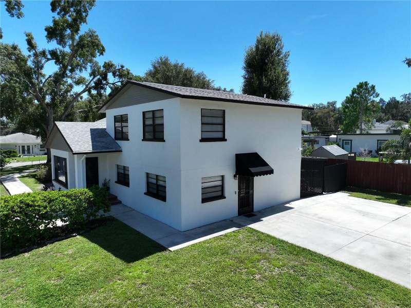 5 bedroom Single Family Residence at 2207 W Ohio Avenue, Princess Park 1, Tampa — photo 4