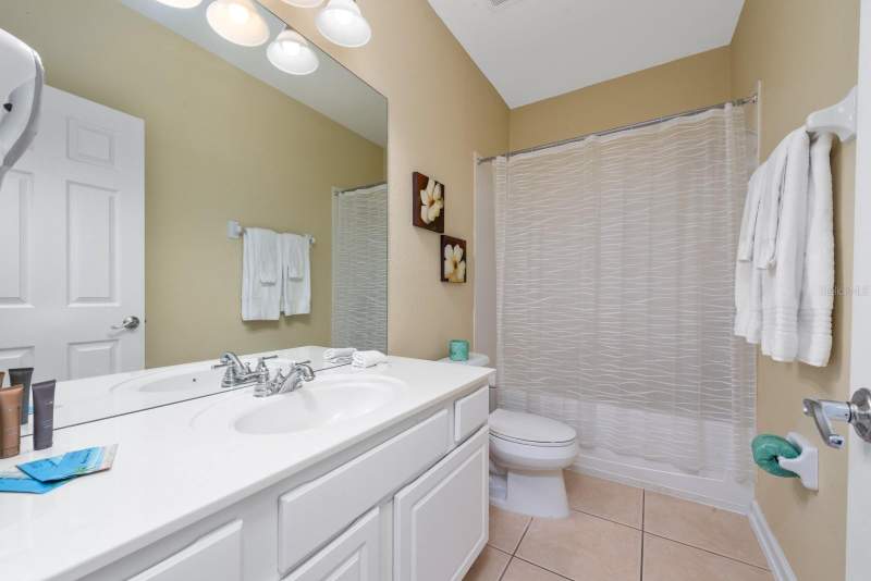 3 bedroom Townhouse at 4816 TIDECREST AVENUE #175, VISTA CAY - BAYSHORE AT VISTA CAY AT HARBOR SQUARE, ORLANDO — photo 3