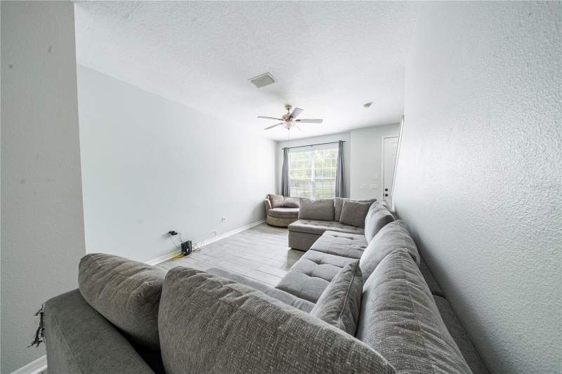 2 bedroom Townhouse at 11505 Declaration Drive, Townhomes Of Bay Port Colony, Tampa — photo 5