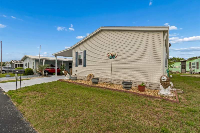3 bedroom Manufactured Home at 37644 Pinata Avenue, Spanish Trails West Residential Cooperative, Zephyrhills — photo 4