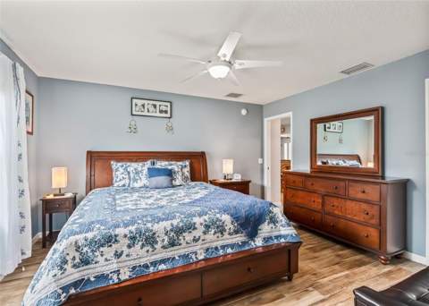 2182 Kaylee Drive, The Villages FL - photo 15 of 40