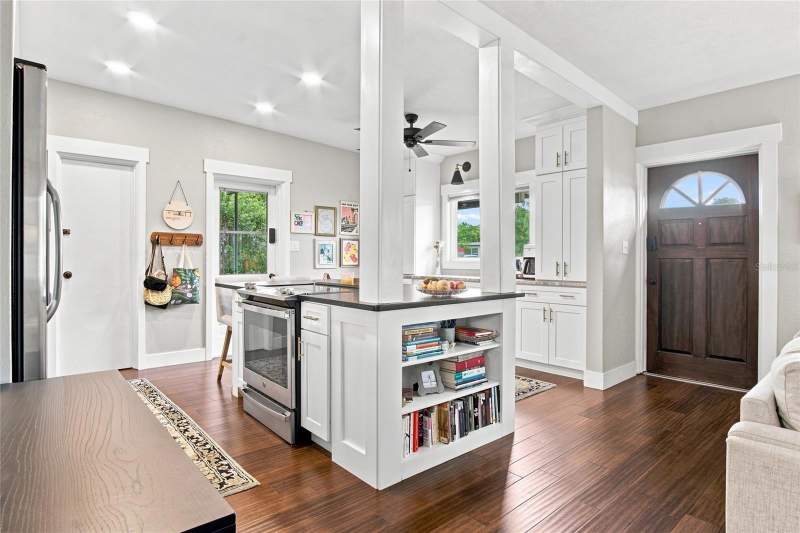 3 bedroom Single Family Residence at 3215 Jan Drive, Lake Margaret Terrace Add 03, Orlando — photo 4