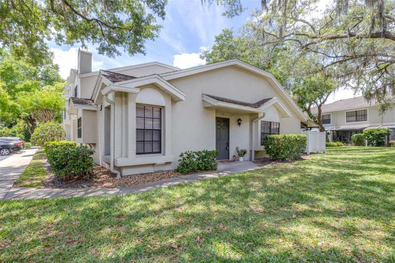 3 bedroom Condominium at 5100 Burchette Road #2505, Faircrest III A Condo, Tampa — photo 1