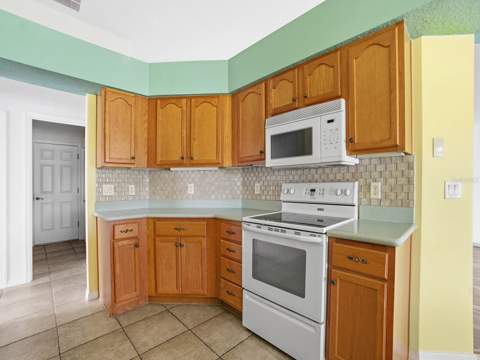 4835 Sable Ridge Court, Leesburg FL - photo 14 of 45