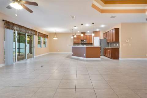 2210 Valterra Vista Way, Valrico FL - photo 12 of 57