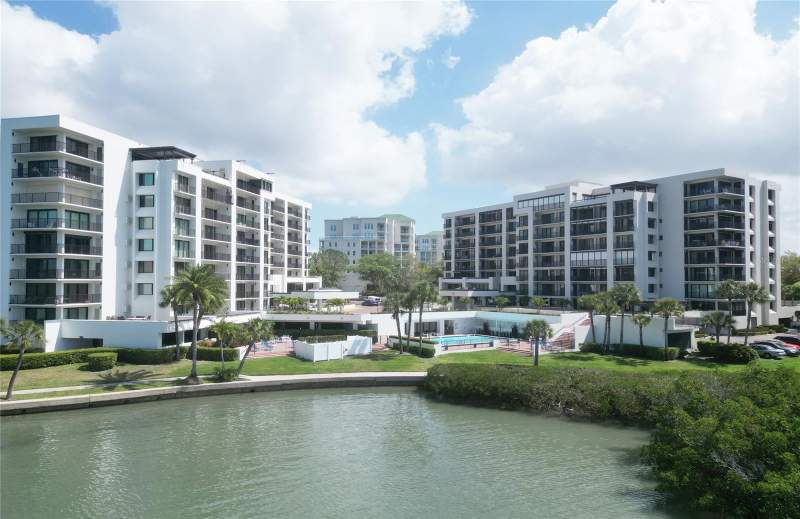 2 bedroom Condominium at 8 Belleview Boulevard #702, Belleview Biltmore Villas S Garden 8, Belleair — photo 4