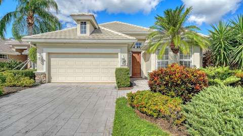 6734 Pebble Beach Way, gated community for sale in Lakewood Ranch