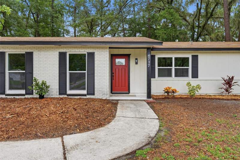 4 bedroom Single Family Residence at 4717 NW 31st Terrace, Northwood, Gainesville — photo 3