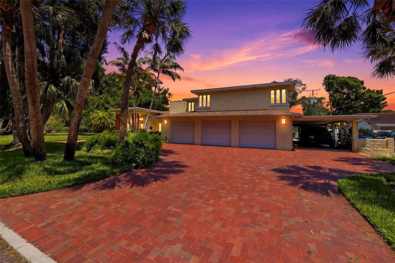 4 bedroom Single Family Residence at 6000 2nd Street, Bahama Beach Rep, St Petersburg — photo 5