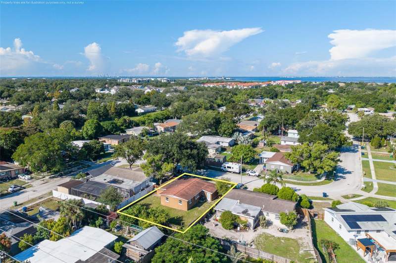3 bedroom Single Family Residence at 4403 Gandy Circle, Gandy Gardens 9, Tampa — photo 2