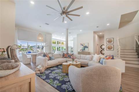 1825 Venetian Point Drive, Clearwater FL - photo 10 of 81