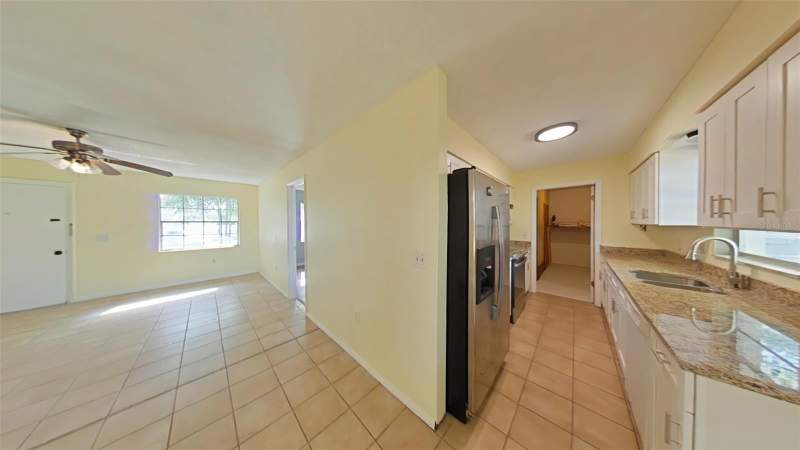 3 bedroom Single Family Residence at 5550 Saint Joseph Boulevard, Clearview Heights 3rd Add, Orlando — photo 2