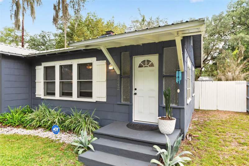 2 bedroom Single Family Residence at 1242 NW 30th Avenue, Sun Crest, Gainesville — photo 2