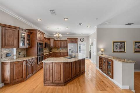 4535 W Beachway Drive, Tampa FL - photo 6 of 6