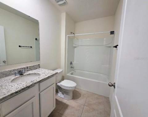 5268 Greenheart Avenue, Mount Dora FL - photo 18 of 36