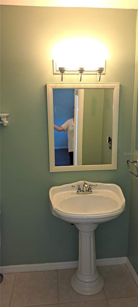 1 bedroom Condominium at 6770 Riviera, Vendome Village, Pinellas Park — photo 2