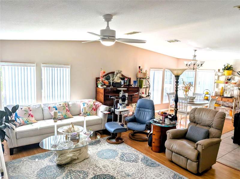 2 bedroom Manufactured Home at 34709 Lake Drive, Sunset Palms Unrec, Pinellas Park — photo 5