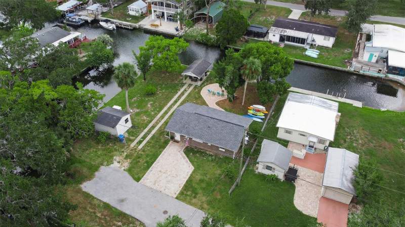 3 bedroom Single Family Residence at 5411 Teal Drive, Weeki Wachee Gardens Add, Weeki Wachee — photo 3