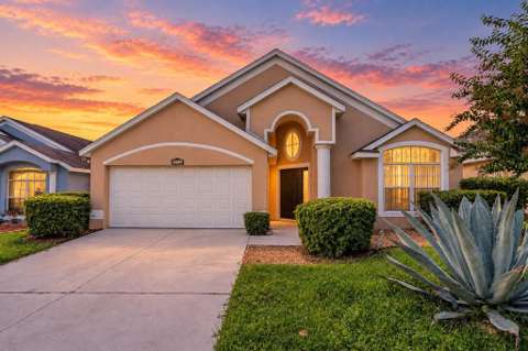 15746 Autumn Glen Avenue, $300k–$500k for sale in Clermont