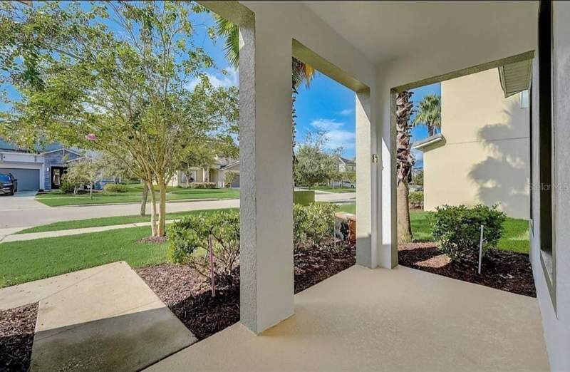 5 bedroom Single Family Residence at 4511 Monado Drive, Bellavida Ph 2A, Kissimmee — photo 3