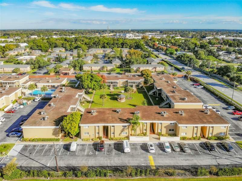 2 bedroom Condominium at 1000 Lake Of The Woods Boulevard #202H, Ashwood Condo, Fern Park — photo 3