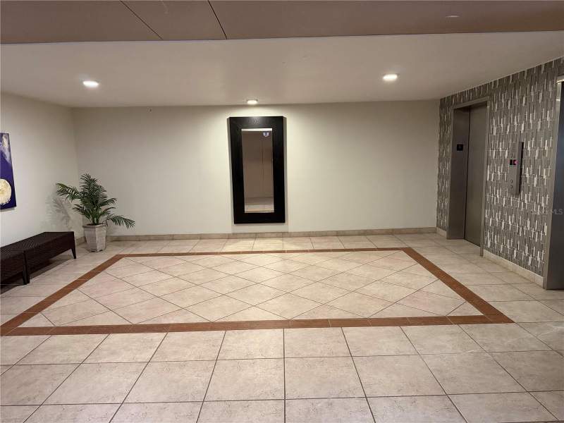 2 bedroom Condominium at 5200 BRITTANY DRIVE #609, BAYWAY ISLES POINT BRITTANY FOUR, ST PETERSBURG — photo 5