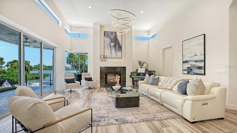 4 bedroom Single Family Residence at 3718 Sandspur Lane, Casey Key, Nokomis — photo 5