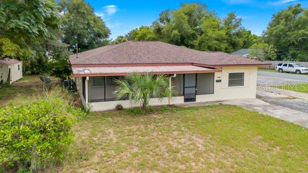 1404 E ALFRED STREET home for sale in Tavares Lake Dora Estates