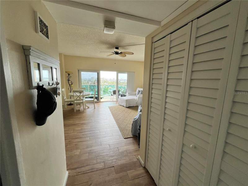 1 bedroom Condominium at 880 Mandalay Avenue #S806, Regatta Beach Club Condo, Clearwater Beach — photo 4