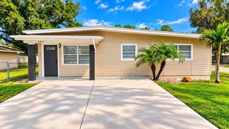 4 bedroom Single Family Residence at 6801 N Clearview Avenue, Lake View Park Sub, Tampa — photo 1