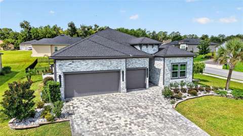 1210 SE 42Nd Road, home for sale in Ocala 34480