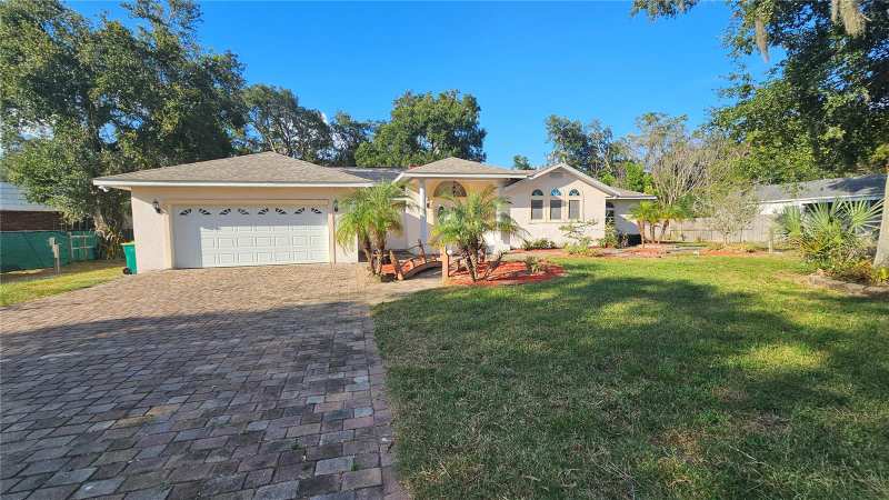 4 bedroom Single Family Residence at 25 E Chesley Avenue, Eustis Lynnhurst, Eustis — photo 1