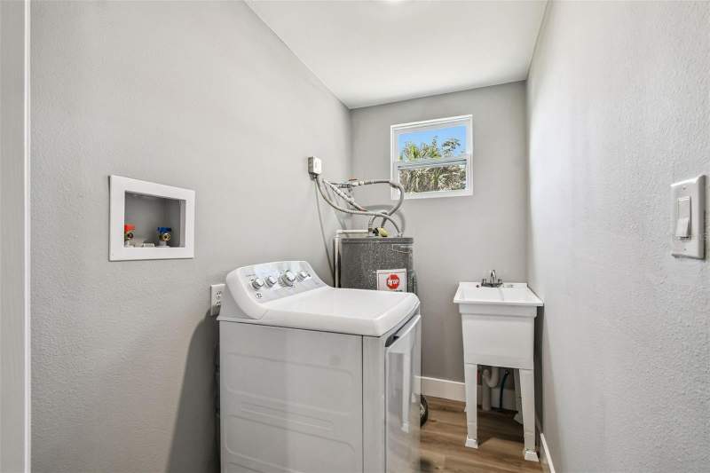 4 bedroom Single Family Residence at 3206 N 29th Street, Campobello Blocks 31 To 45, Tampa — photo 4