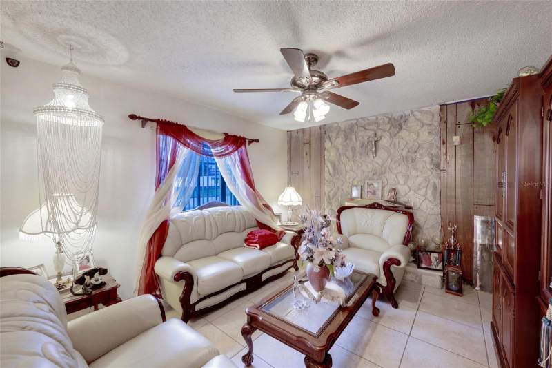 3 bedroom Single Family Residence at 2675 Clearbrook Circle, Briarcliff Sub, Orlando — photo 2