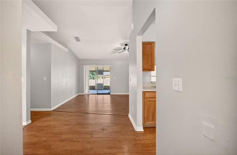 3 bedroom Single Family Residence at 10810 CRESCENDO LOOP, LAKE CRESCENT PINES EAST SUB, CLERMONT — photo 5
