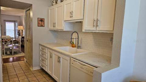 10036 63rd Avenue #25, St Petersburg FL - photo 9 of 36