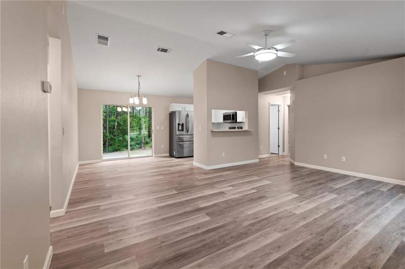 3 bedroom Single Family Residence at 8392 SW 139th Lane Road, Marion Oaks Un 12, Ocala — photo 5