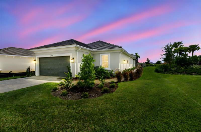 Esplanade/Wiregrass Ranch Phs