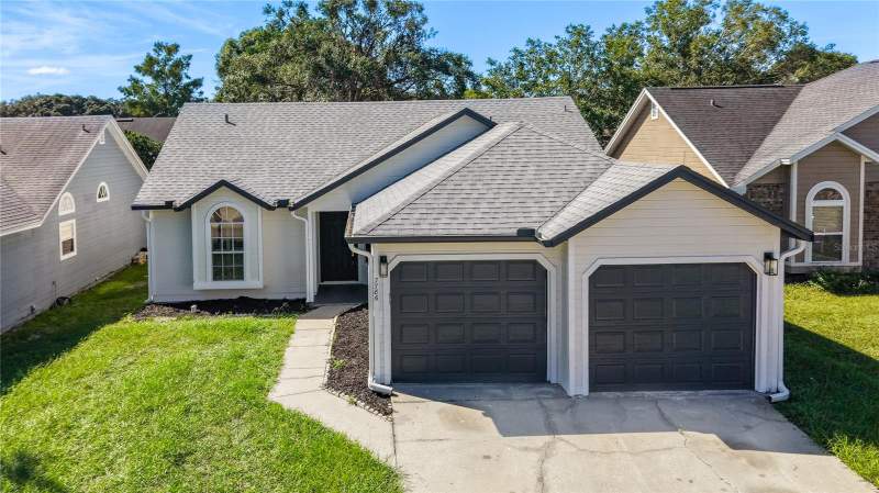 4 bedroom Single Family Residence at 7786 Fox Knoll Place, Bridgewater, Winter Park — photo 2