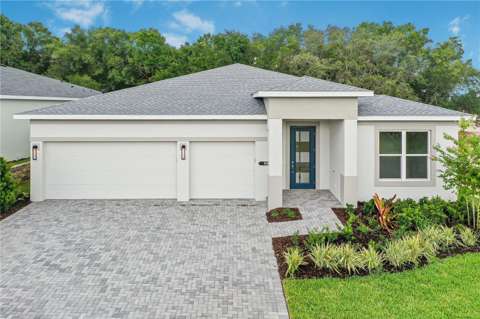 960 Club Cresswind Drive, gated community for sale in Lady Lake