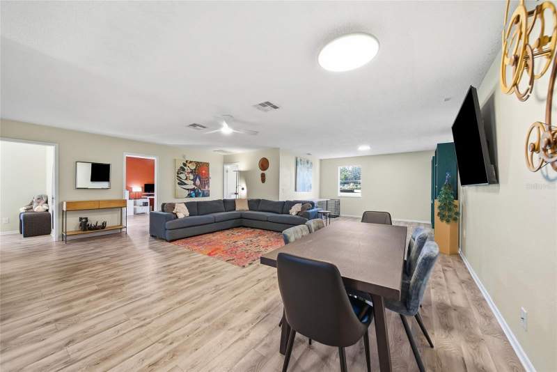 4 bedroom Single Family Residence at 12234 Phyllis Lane, Hudson, Hudson — photo 3