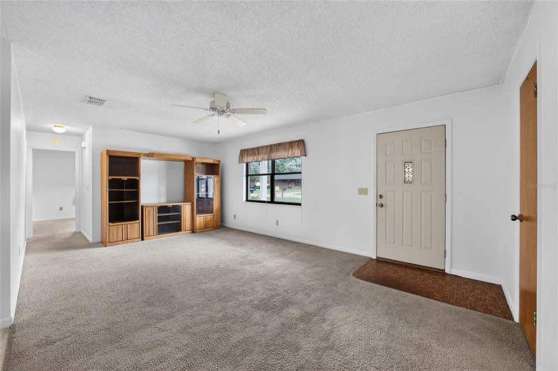 2 bedroom Single Family Residence at 610 Fourth Avenue, Mi-Lu Estates, Lady Lake — photo 3