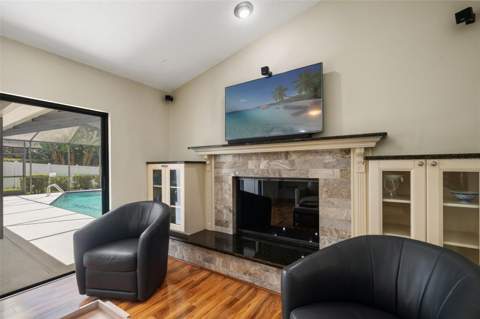940 Rolling Hills Drive, Palm Harbor FL - photo 15 of 60