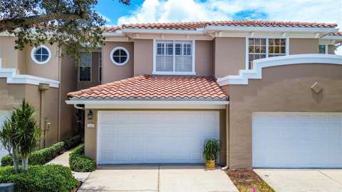 256 Valencia Circle, gated community for sale in St. Petersburg