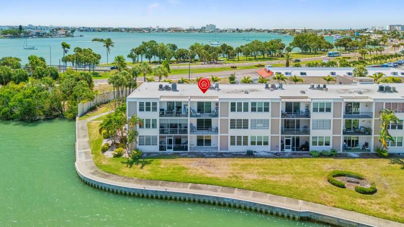 3 bedroom Condominium at 7401 BAY ISLAND DRIVE #337, BAY ISLAND GROUP 6 CONDO, SOUTH PASADENA — photo 2