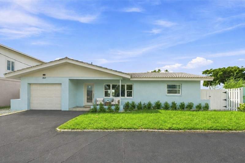 3 bedroom Single Family Residence at 360 145TH AVENUE, MADEIRA SHORES 1ST ADD, MADEIRA BEACH — photo 2