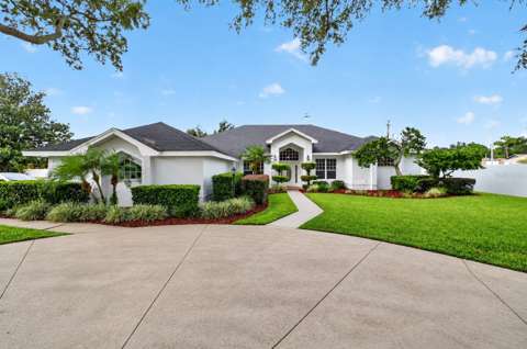 734 Highlands Place Boulevard, home for sale in Lakeland 33813